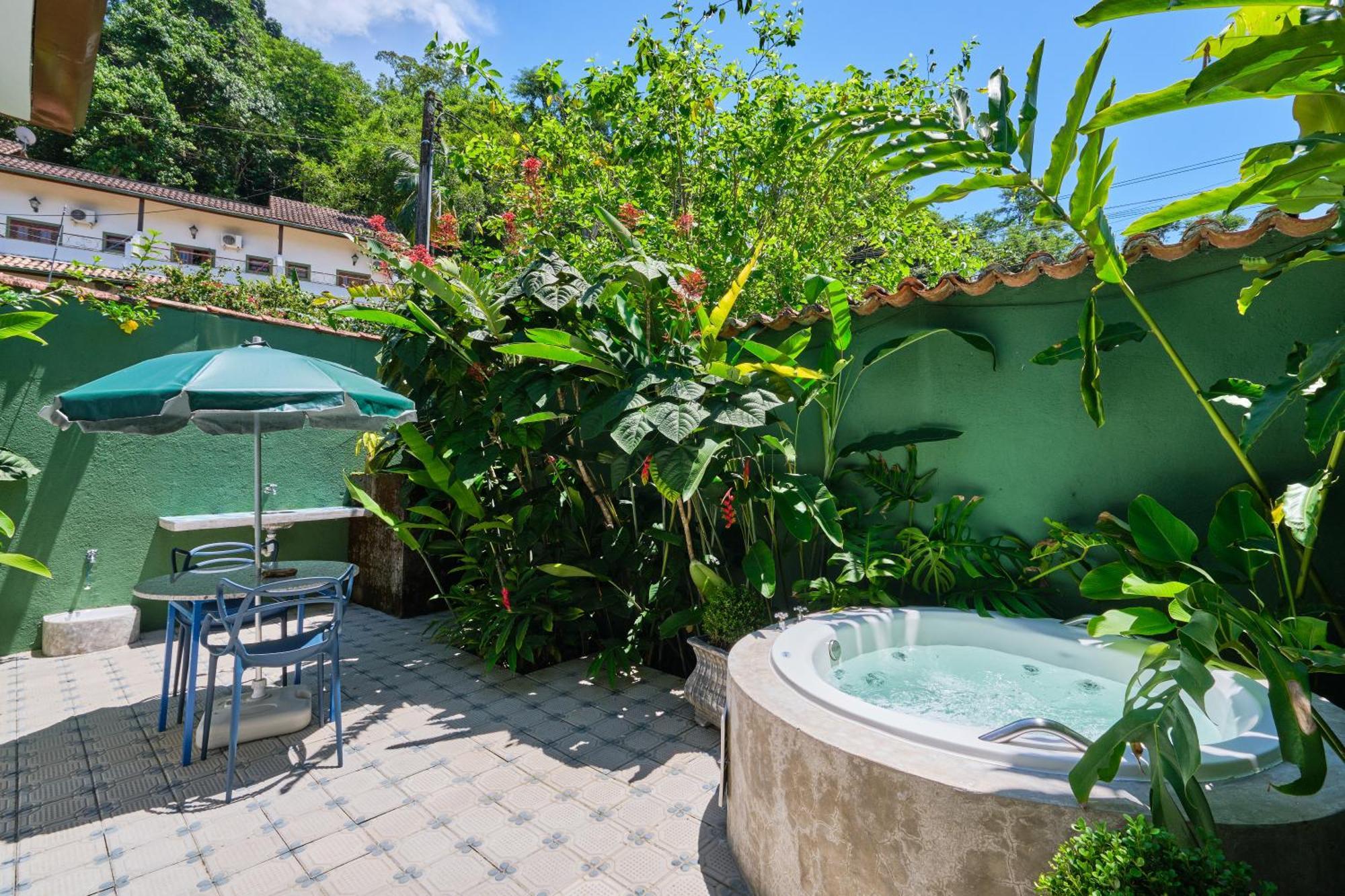 Pousada Pontal Gardens Araquari Kültér fotó